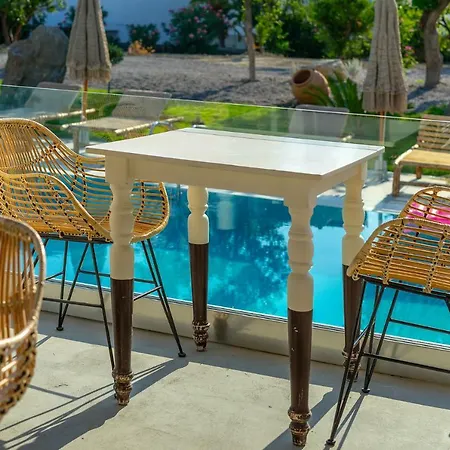 Apartamento Kouros & (adults Only)